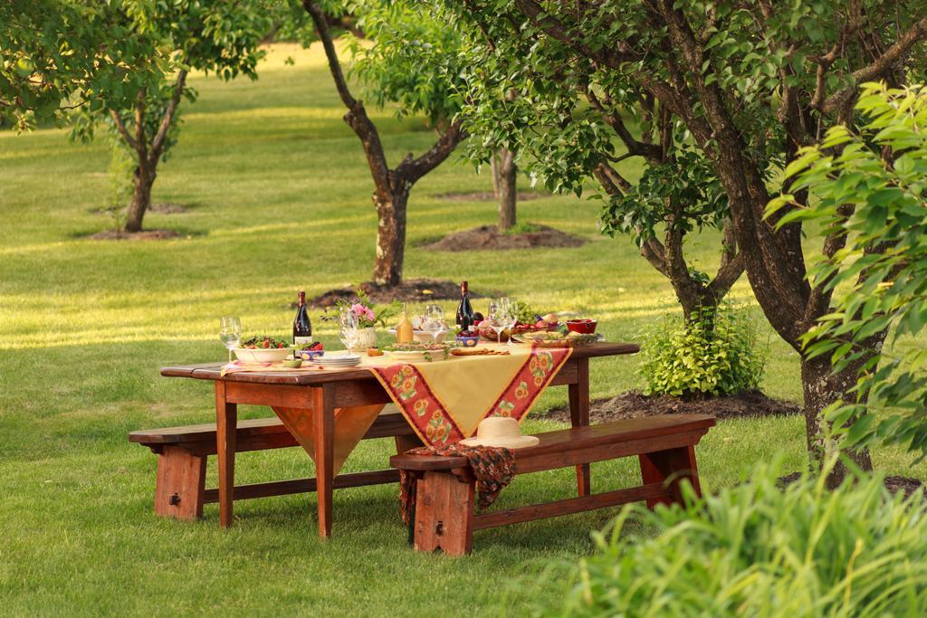 L'Auberge Provencale Inn & Restaurant Boyce Экстерьер фото